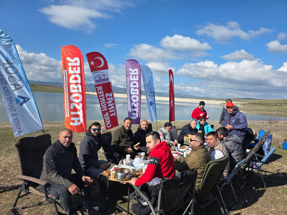 ATSOBDER’ den Düzağaç Göleti’nde Çevre Temizlik Etkinliği